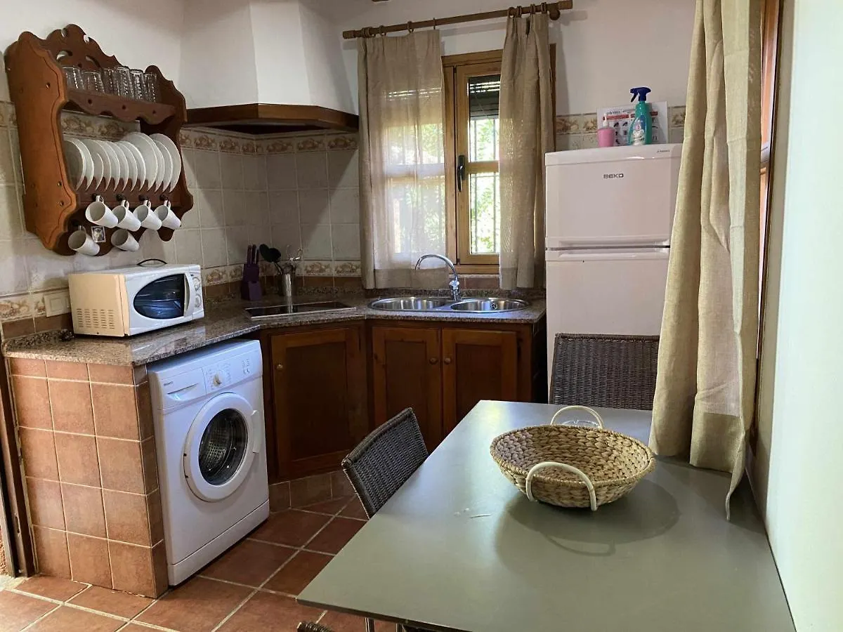 Casa Bungalows Con Jardin Privado Y Piscina Compa Cádiz