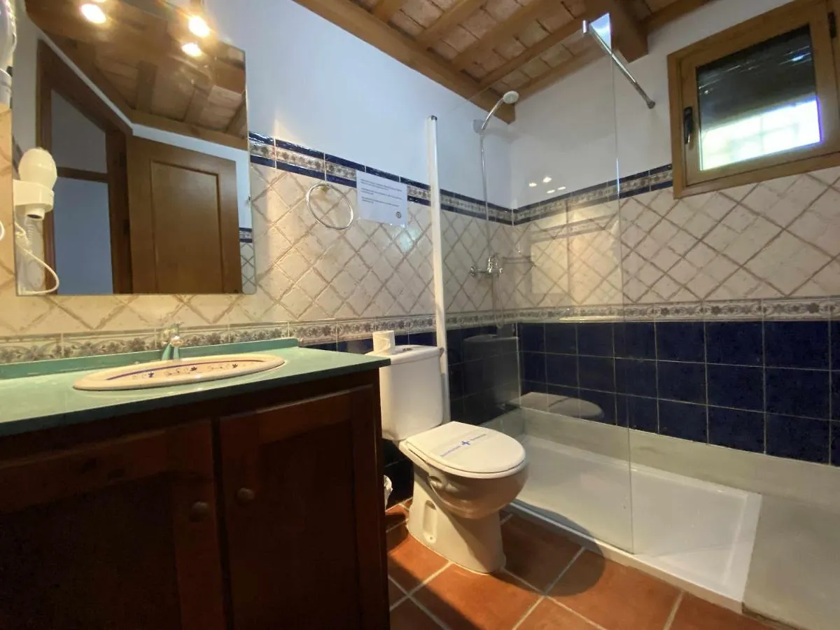 Holiday home Casa Bungalows Con Jardin Privado Y Piscina Compa Cadiz Spain