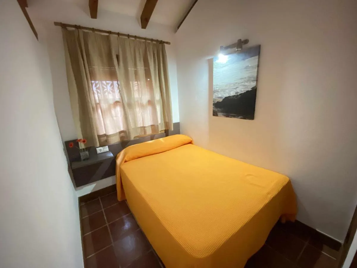 Casa Bungalows Con Jardin Privado Y Piscina Compa Cadiz